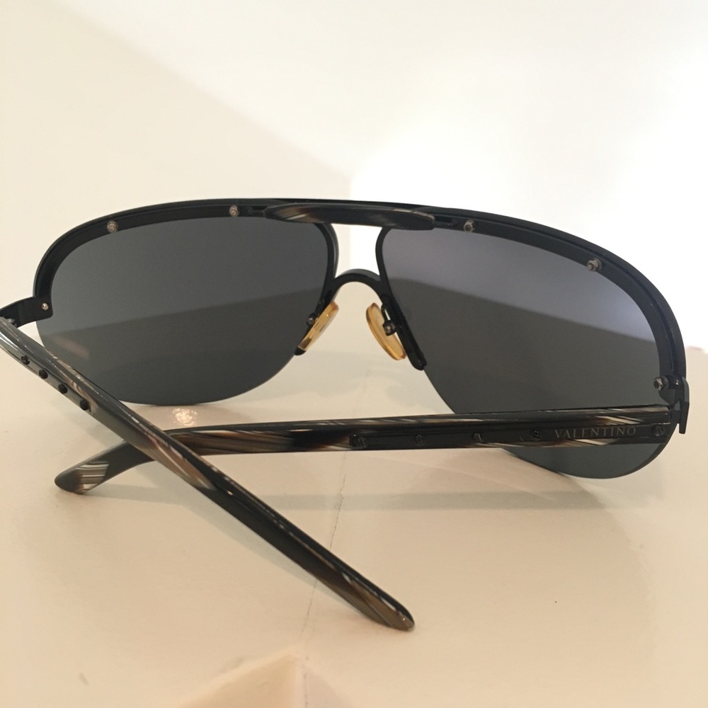 Valentino studded sunglasses 1188/S supon - Picture 6 of 8